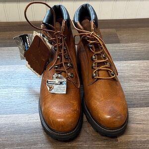 NWT Ariat Work brown leather work boots